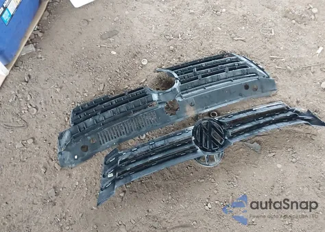 2014 Volkswagen Passat 1.8T Wolfsburg Edition from USA, damaged, VIN 1VWAT7A39EC086893